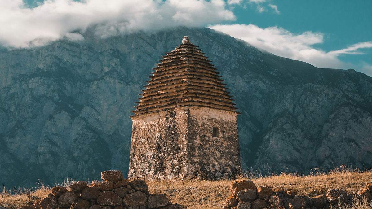 Владикавказ — сердце Осетии: через пять хребтов Кавказа